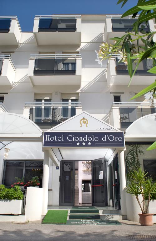 Hotel Ciondolo D'Oro Rimini Exterior photo